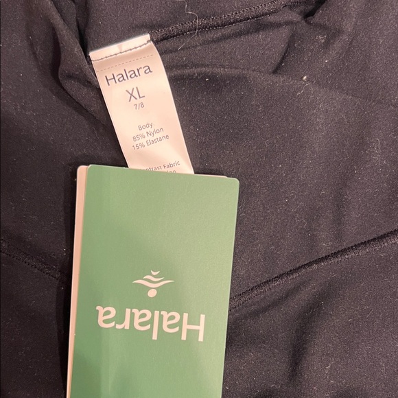 HALARA Black Leggings 7/8 length - Picture 3 of 4